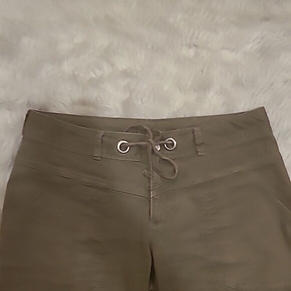 The‎ North face army green cotton tie Bermuda shorts size 6 - Picture 2 of 8